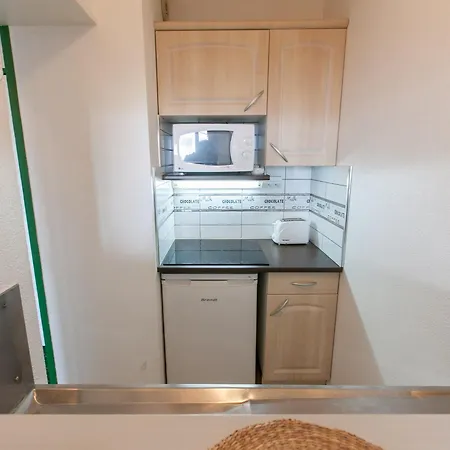 Pratique Avec Balcon - 5 Pers. Apartment