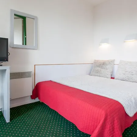 Pratique Avec Balcon - 5 Pers. Apartment *